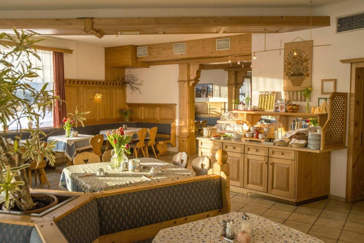 Hotel Pension Sonnenuhr Тауплиц Екстериор снимка